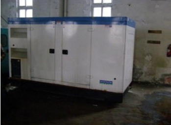 清河康明斯150kw大型柴油二手发电机组
